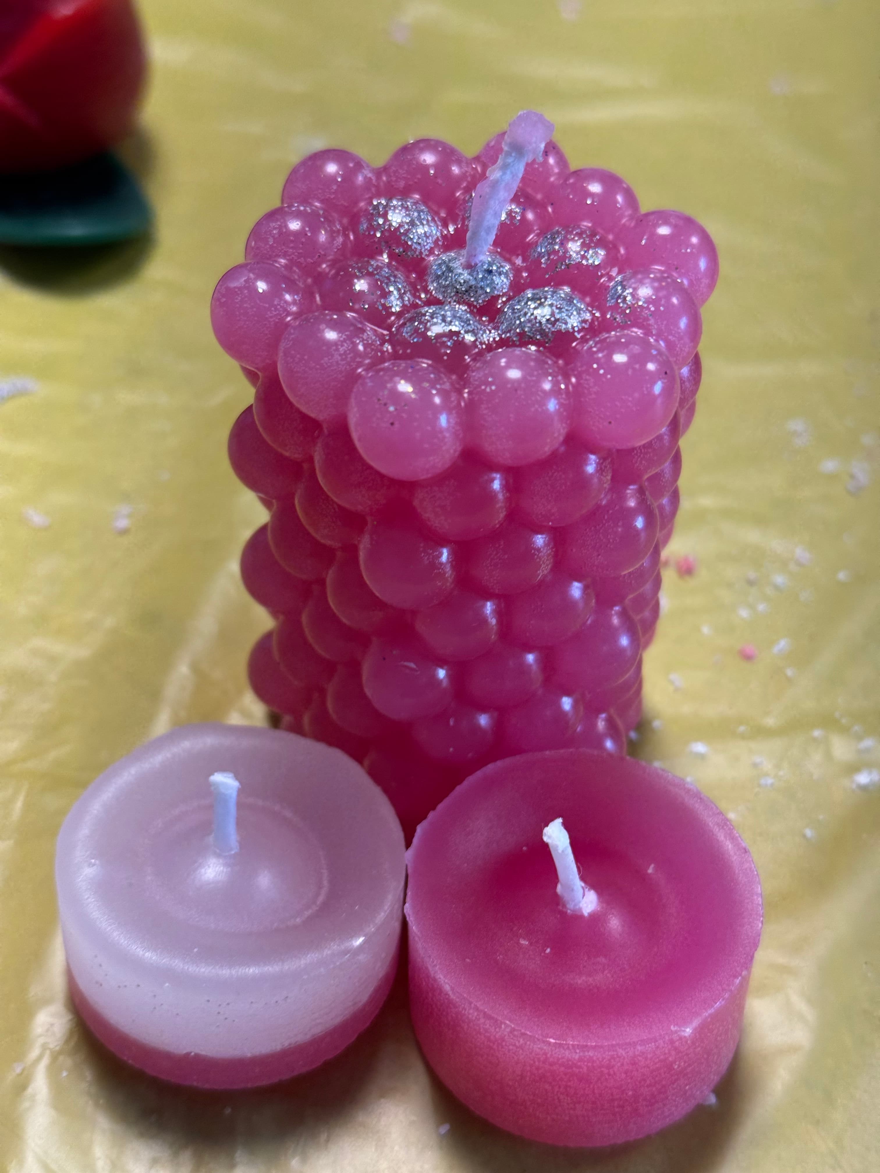 Pink Kerzen Set mit Blasen-Textur